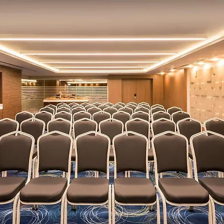 Radisson Blu Residence, Batisehir מלון דירות