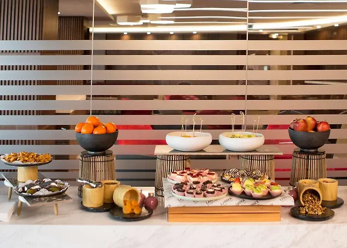 Radisson Blu Residence, Batisehir شقة فندقية 4*