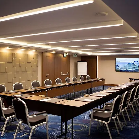 Radisson Blu Residence, Batisehir アパートホテル イスタンブール